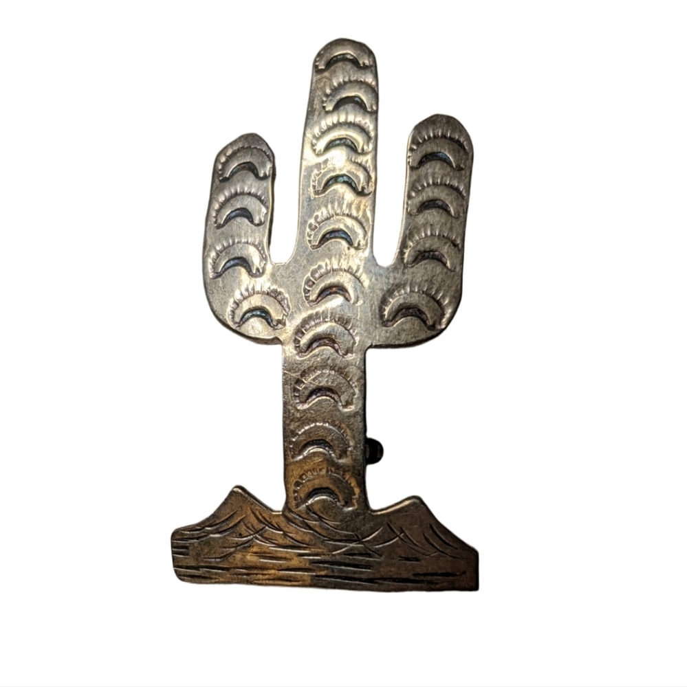 Vintage Navajo Sterling Silver Cactus Brooch Signed‎ HD
